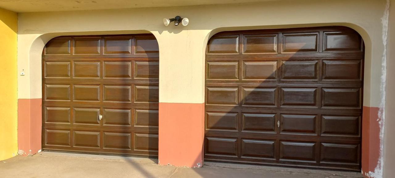 Mucha Airbnb Hotel Walvis Bay Exterior foto